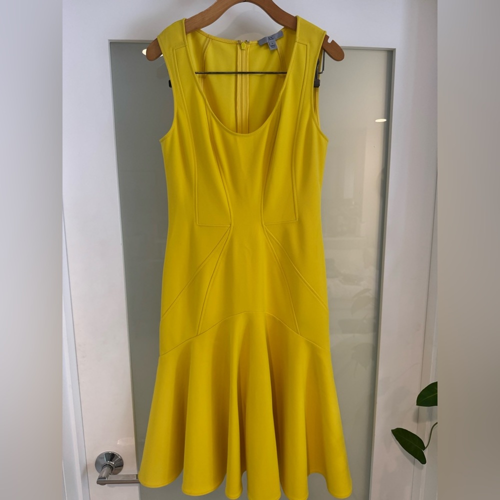 ZAC Zac Posen Bright Yellow Sleeveless Midi Dress